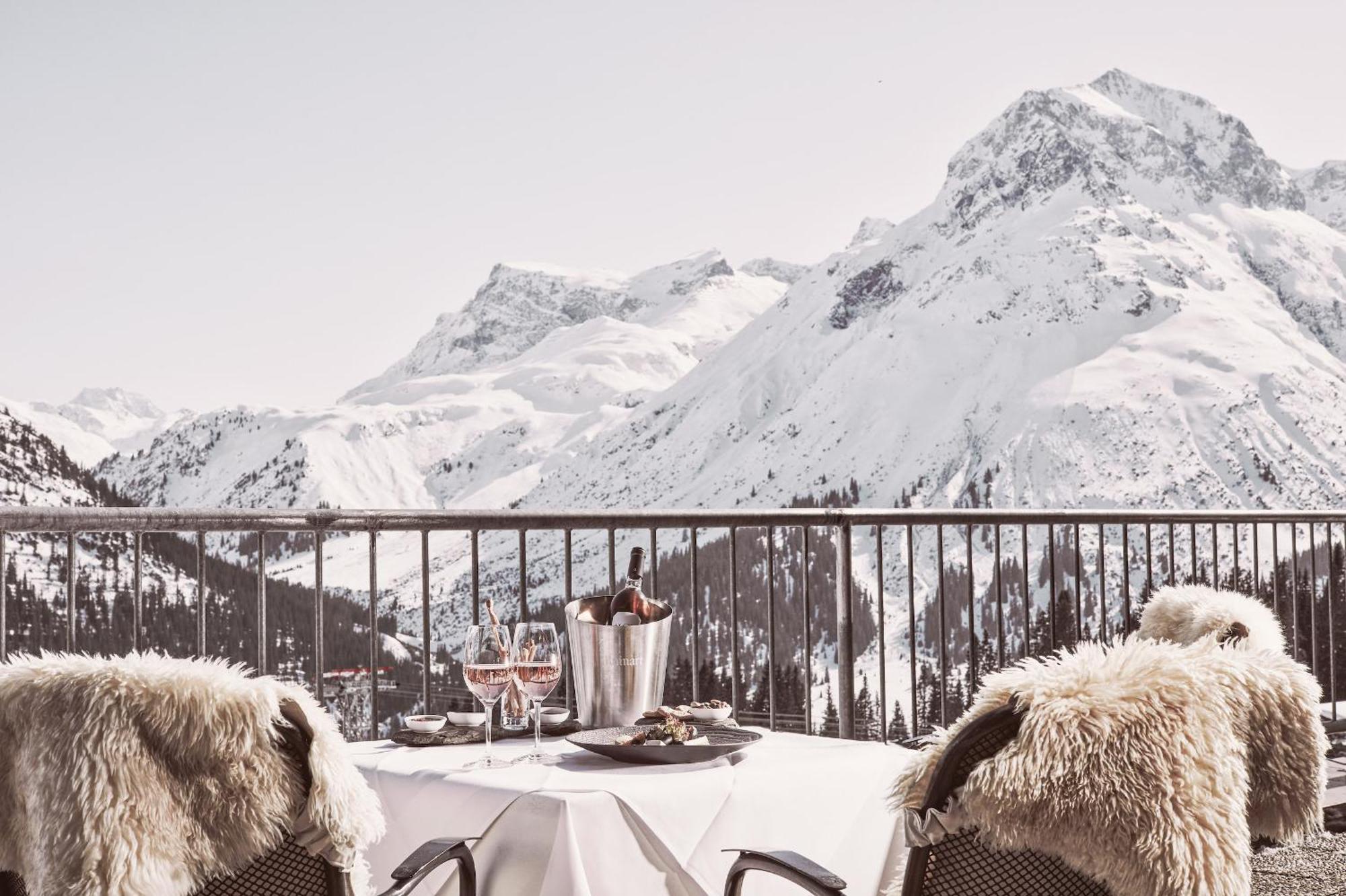 Hotel Goldener Berg Лех-ам-Арльберг Екстер'єр фото